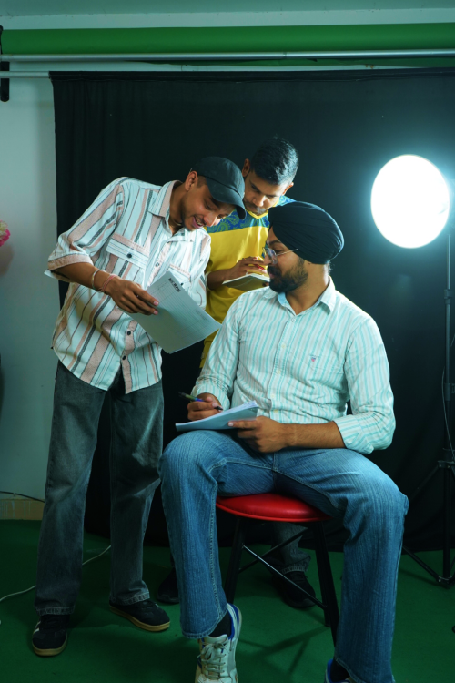 top film-making institute in Chandigarh and Punjab, offers high-quality education to prepare students for success in the media and film industries.